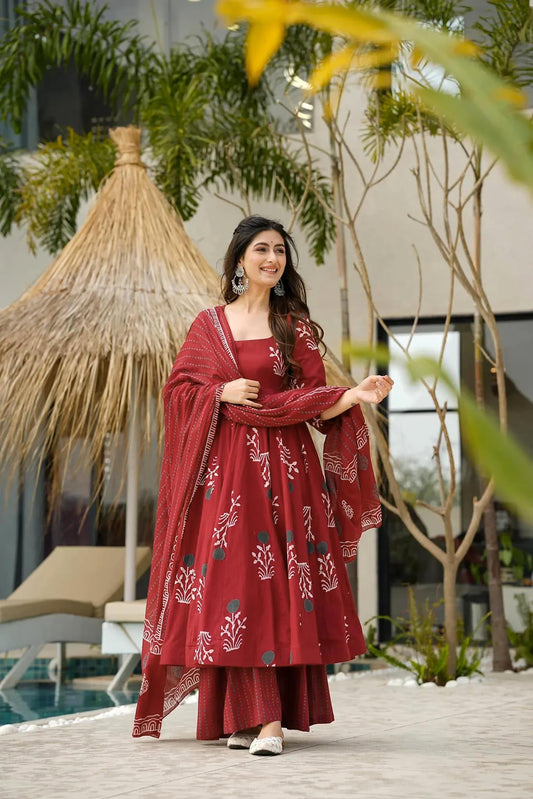Sonakshi Women's Marron Mal cottan Digital Print Full Round Flair Anarkali Gown Set With Dupatta