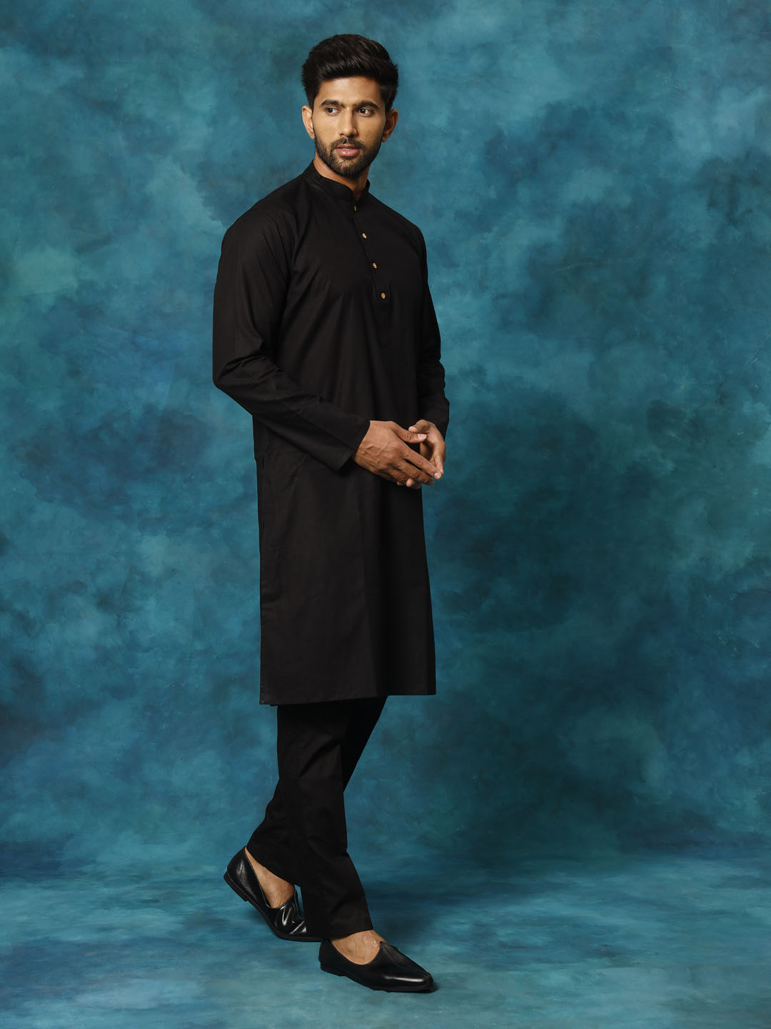 Vastramay Men's Black Cotton Blend Kurta Pyjama Set - Grab2buy