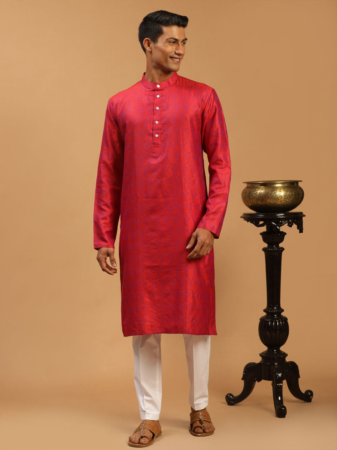 Vastramay Men's Red Silk Blend Kurta & Pyjama - Grab2buy