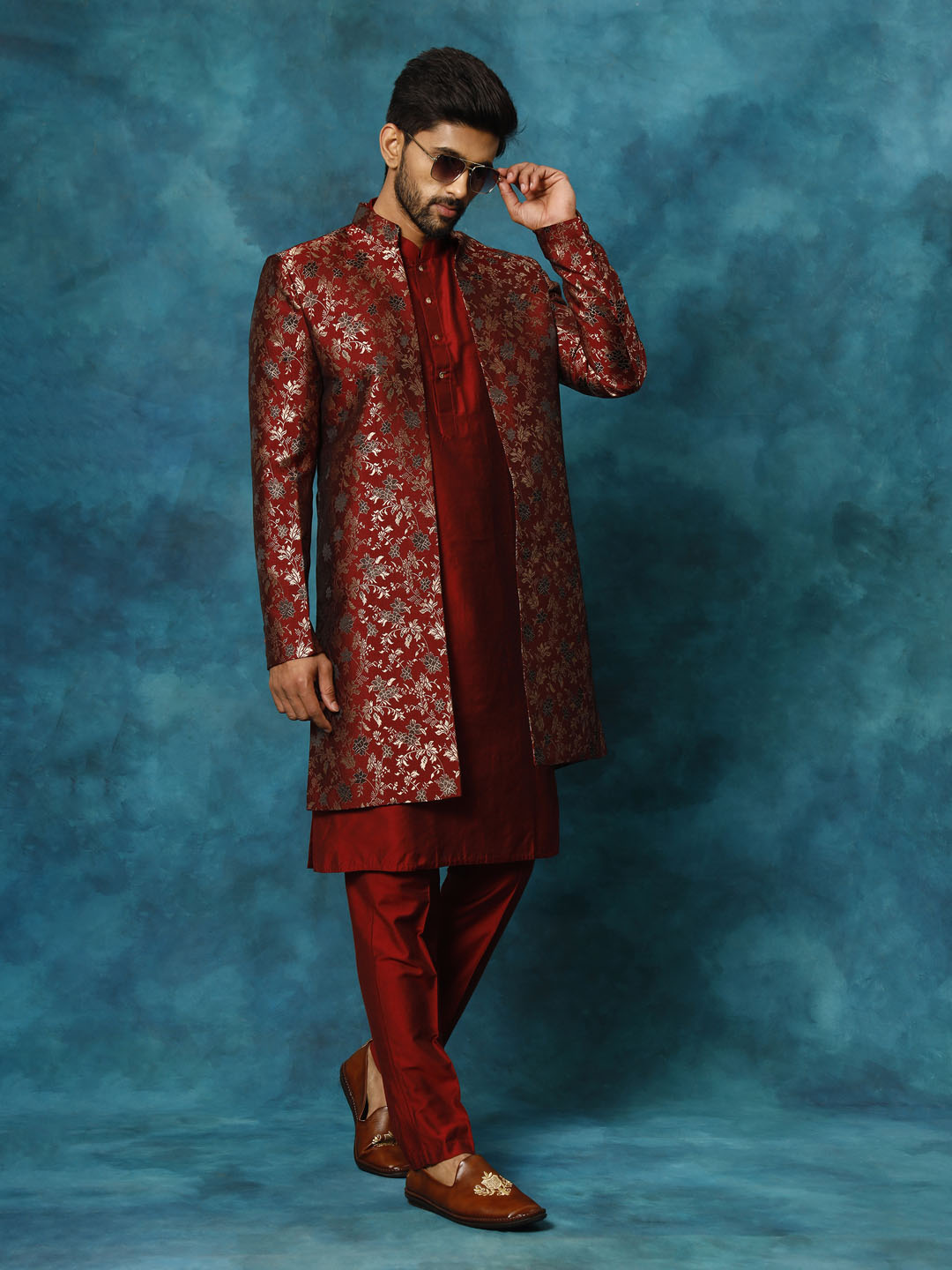 Vastramay Men's Red Viscose Sherwani Set - Grab2buy