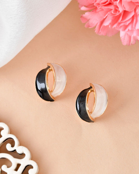 VOJ Gold-Polished Korean Style Black And White Studs Earrings