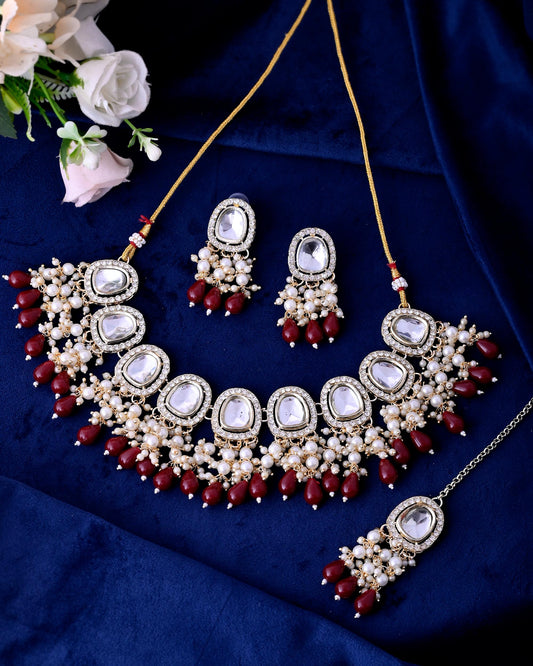 VOJ Kundan Stone And Maroon Beaded Studded Gold-Polished Jewellery Set