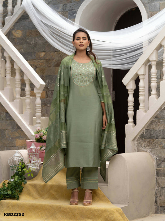 Green Roman Silk Plain Kurta with Pant & Dupatta - Disha