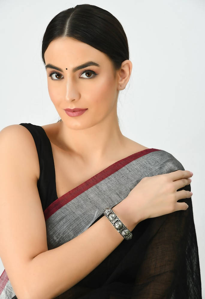 Mominos Fashion Kamal Johar Oxidised Silver-Plated Handcraft Bracelet