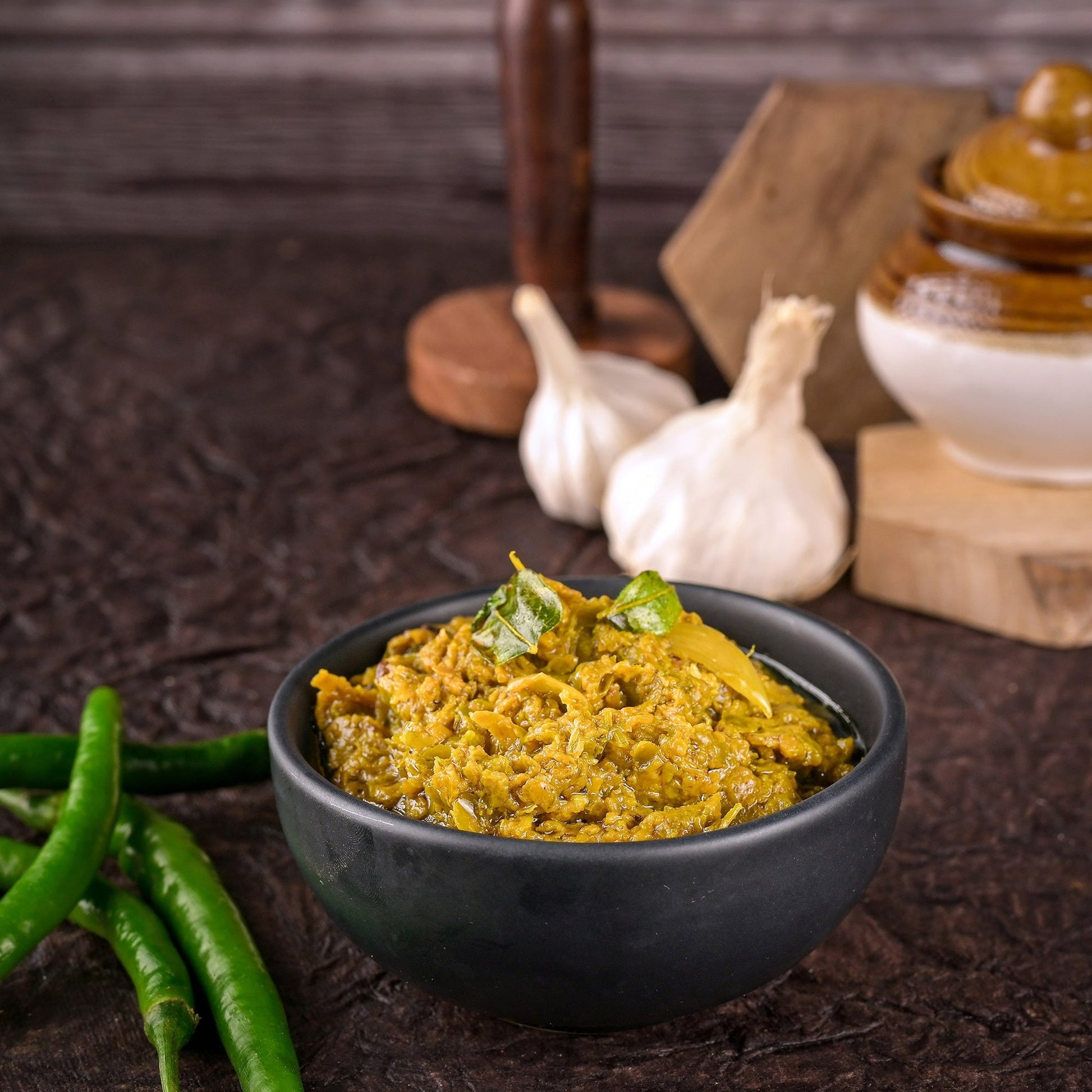 Vellanki Foods - Green Chilli Pickle / Hari Mirch Ka Achaar - Grab2buy