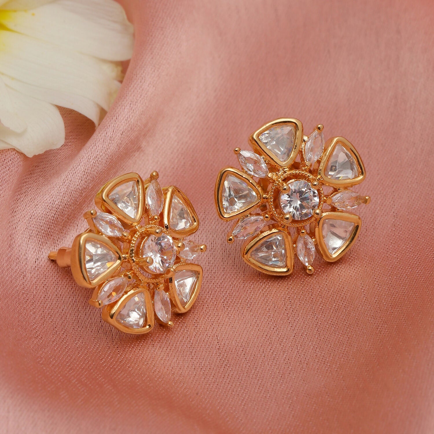 Round Kundan Studs (Gold) - Ruby Raang - Grab2buy
