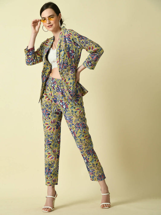 Myshka Women's Multi Shawl Neck Coat With Trousers