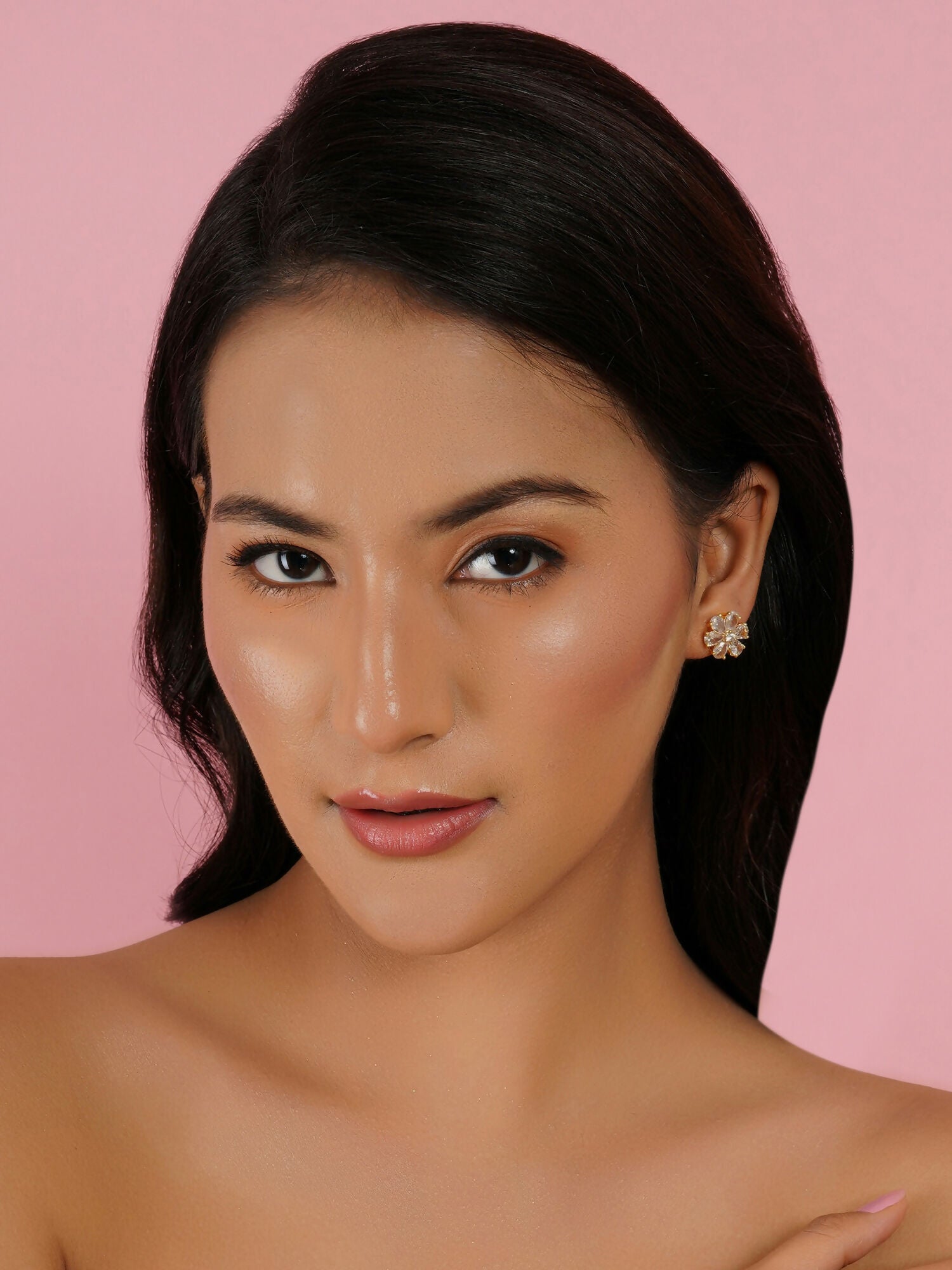 stone stud (white) - Ruby Raang - Grab2buy