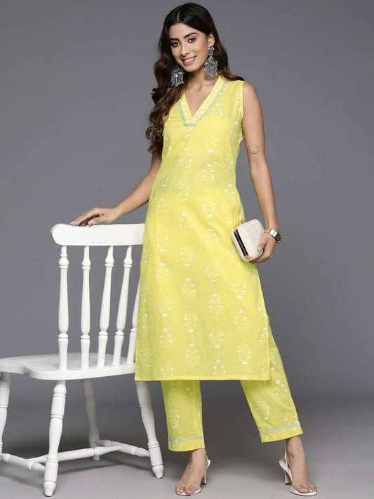 Ahalyaa Women's Traditional wear Kurta Set - Yellow | Swadesiicart
