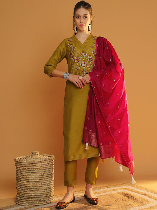 NOZ2TOZ Women's Olive Cutdana Embroidered Kurta Set | Grab2Buy