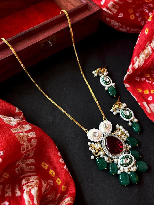 Joban Fashion Green Brass Monalisa Jade Stone With Kundan Meenakari Pendant Chain Necklace With Earring Set | Grab2Buy