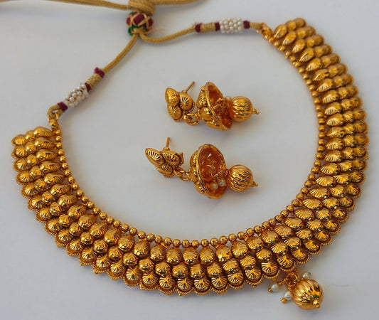 Designer Metallic Necklace Set