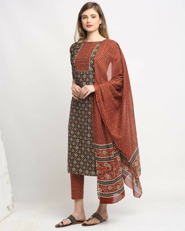 Aastha Fashion Women's Multicolor Cotton Printed Kurta with Trouser & Dupatta - Grab2buy