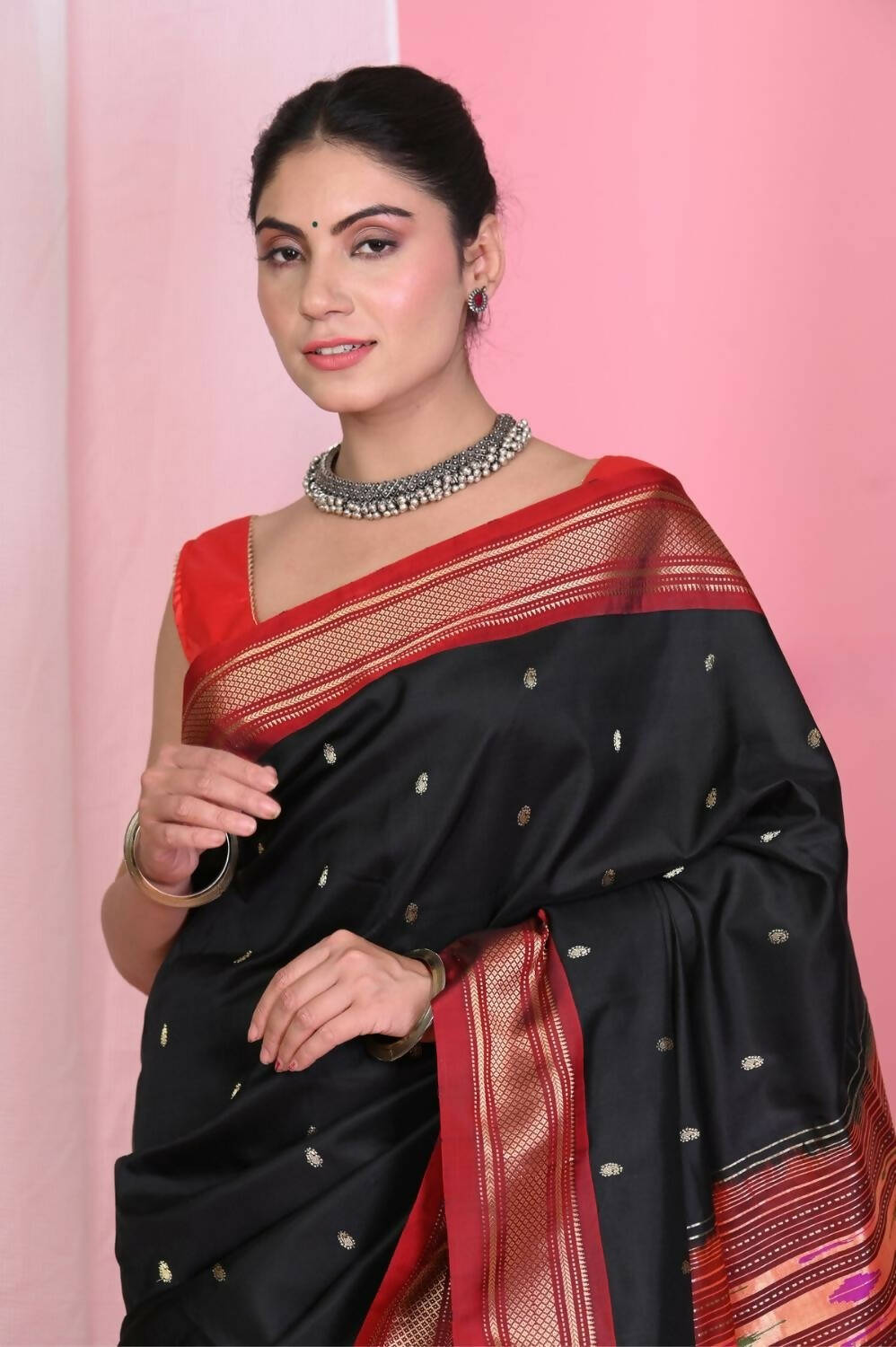 Very Much Indian Traditional Black Pure Silk Paithani With Red Border & Double Pallu - Grab2buy