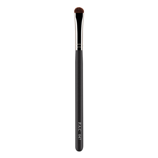 PAC Studio Eyeshadow Brush - 047