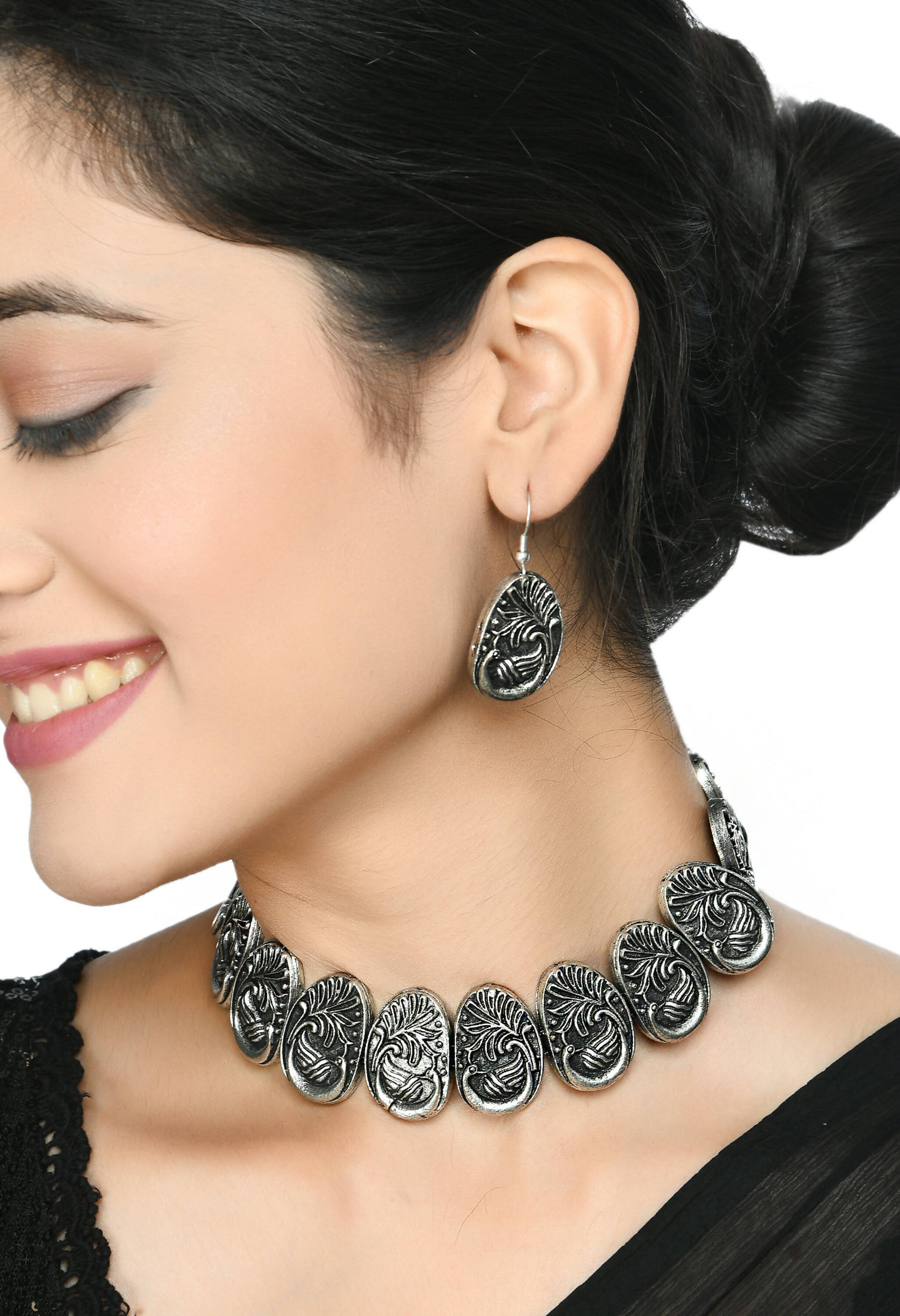Mominos Fashion Johar Kamal Oxidised Silver-Plated Brass Finish Choker For Women - Grab2buy
