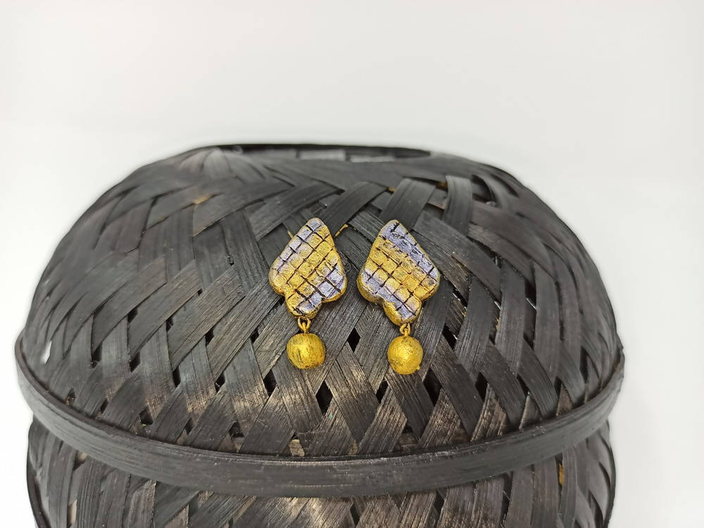 Terracotta Studs With Drops