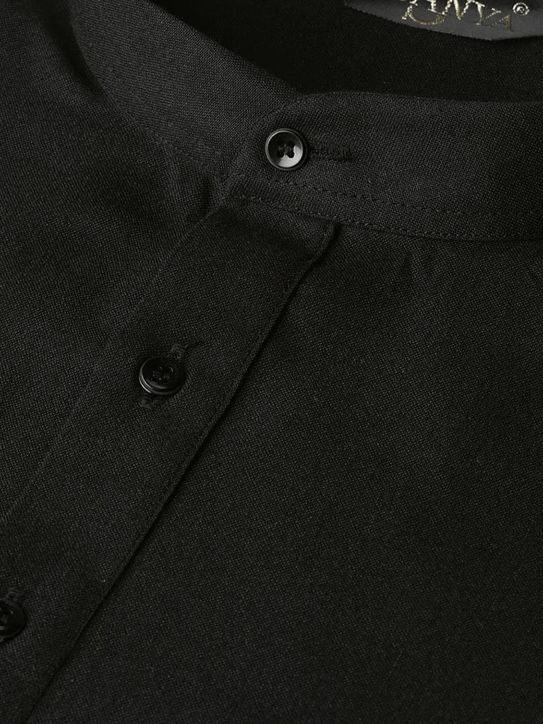 Sojanya Men Black Solid Straight Kurta 