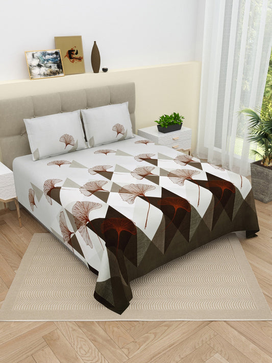 DREAM WEAVERZ Grey & White Geometric Cotton 220 TC Super King Bedsheet & 2 Pillow Covers