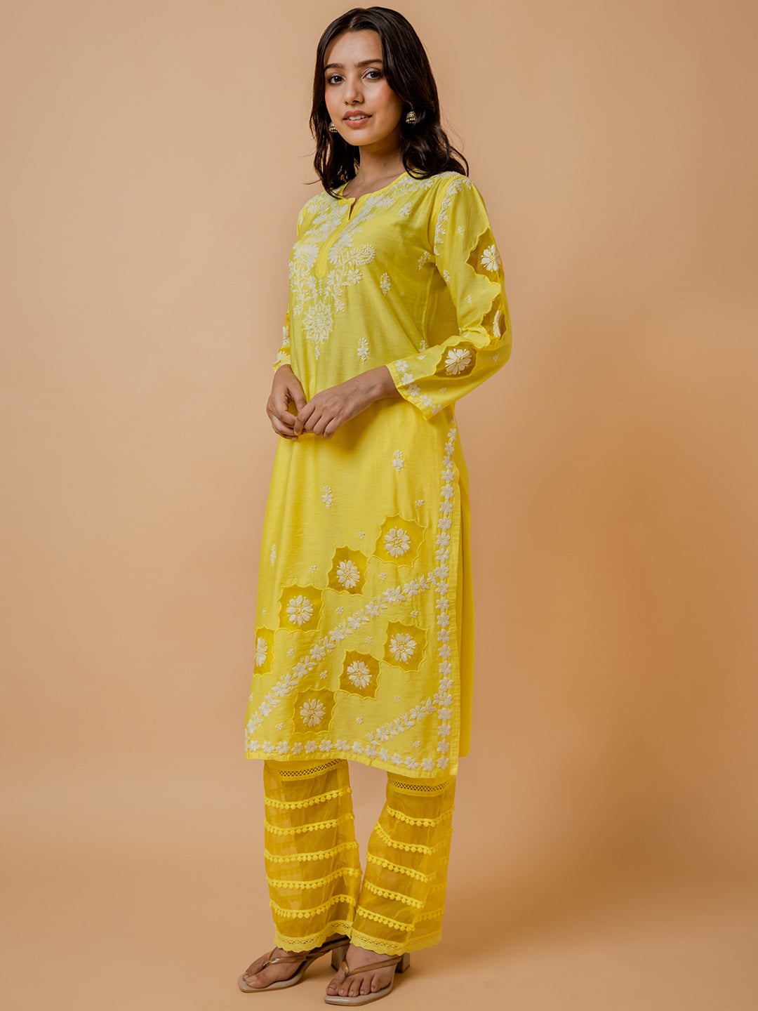 HOUSE OF KARI Ethnic Motifs Embroidered Round Neck Chikankari Chanderi Silk Kurta 