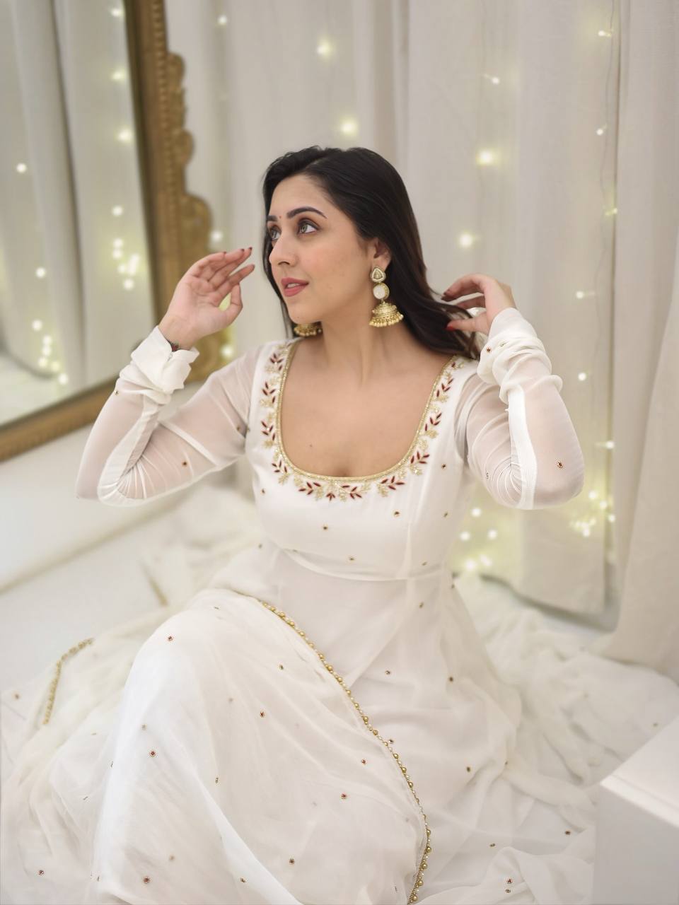 Yash Enterprise White Star Georgette Silk Embroidery Party Wear Uit Set  Grab2Buy Yash Enterprise Grab2Buy