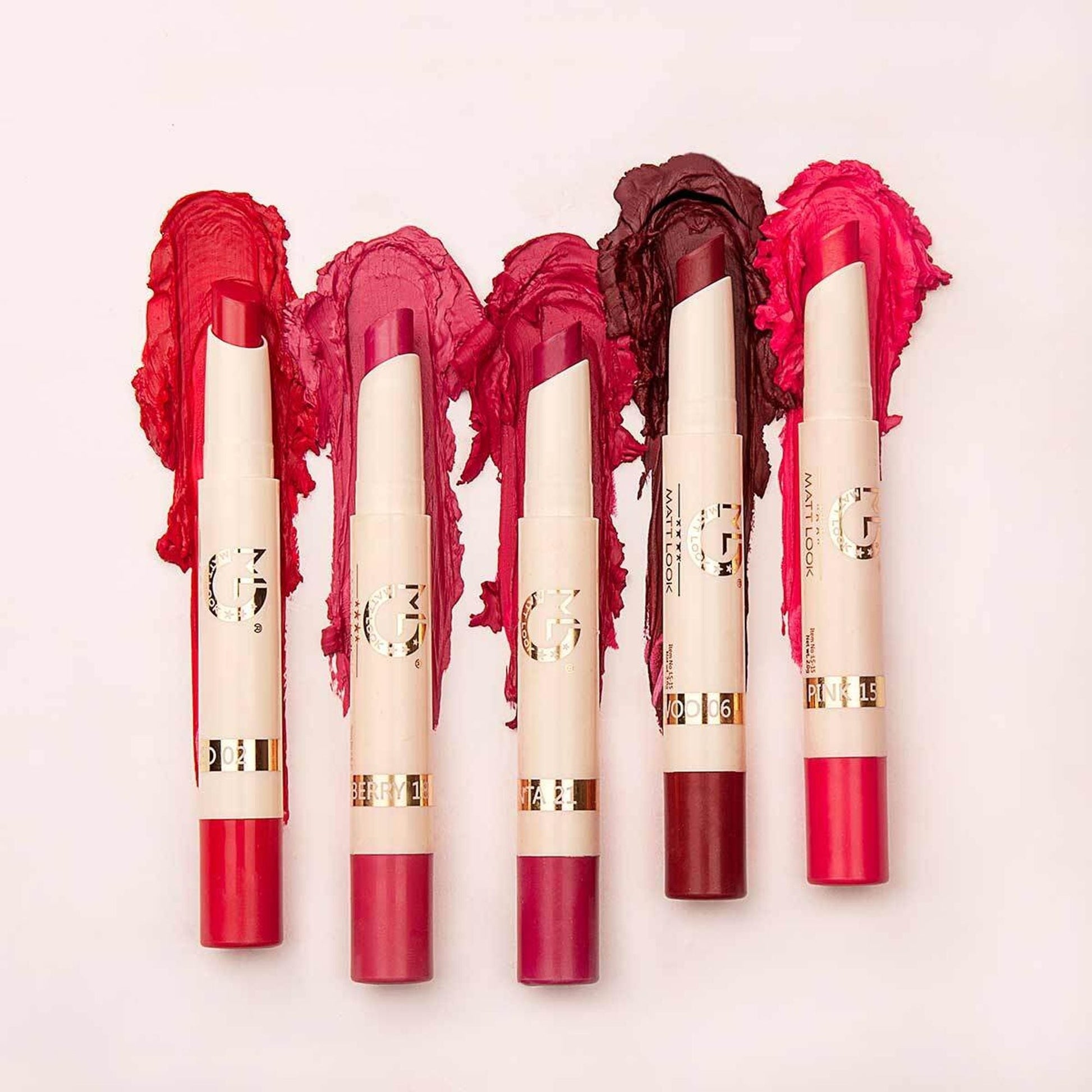 Matt Look Velvet Smooth Non Transfer Lipstick - Sexy Red 