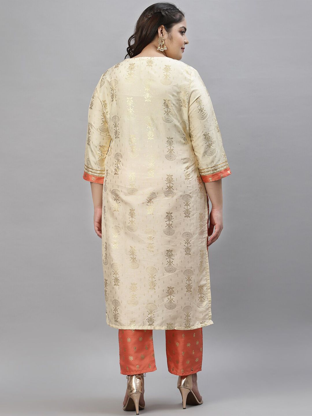Sztori Plus Size Floral Printed Regular Kurta With Trousers