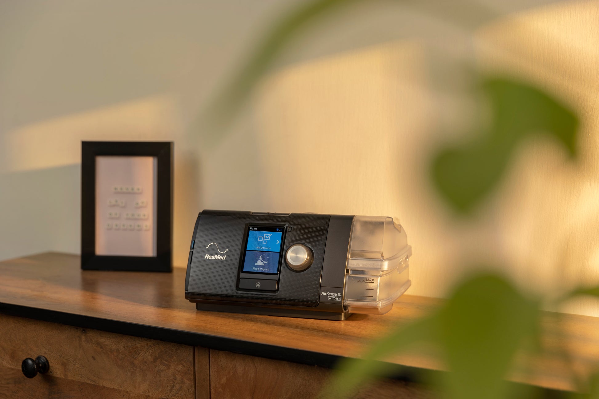 AirSense™ 10 Autoset™ Tripack 4G CPAP Device with HumidAir and ClimateLineAir 