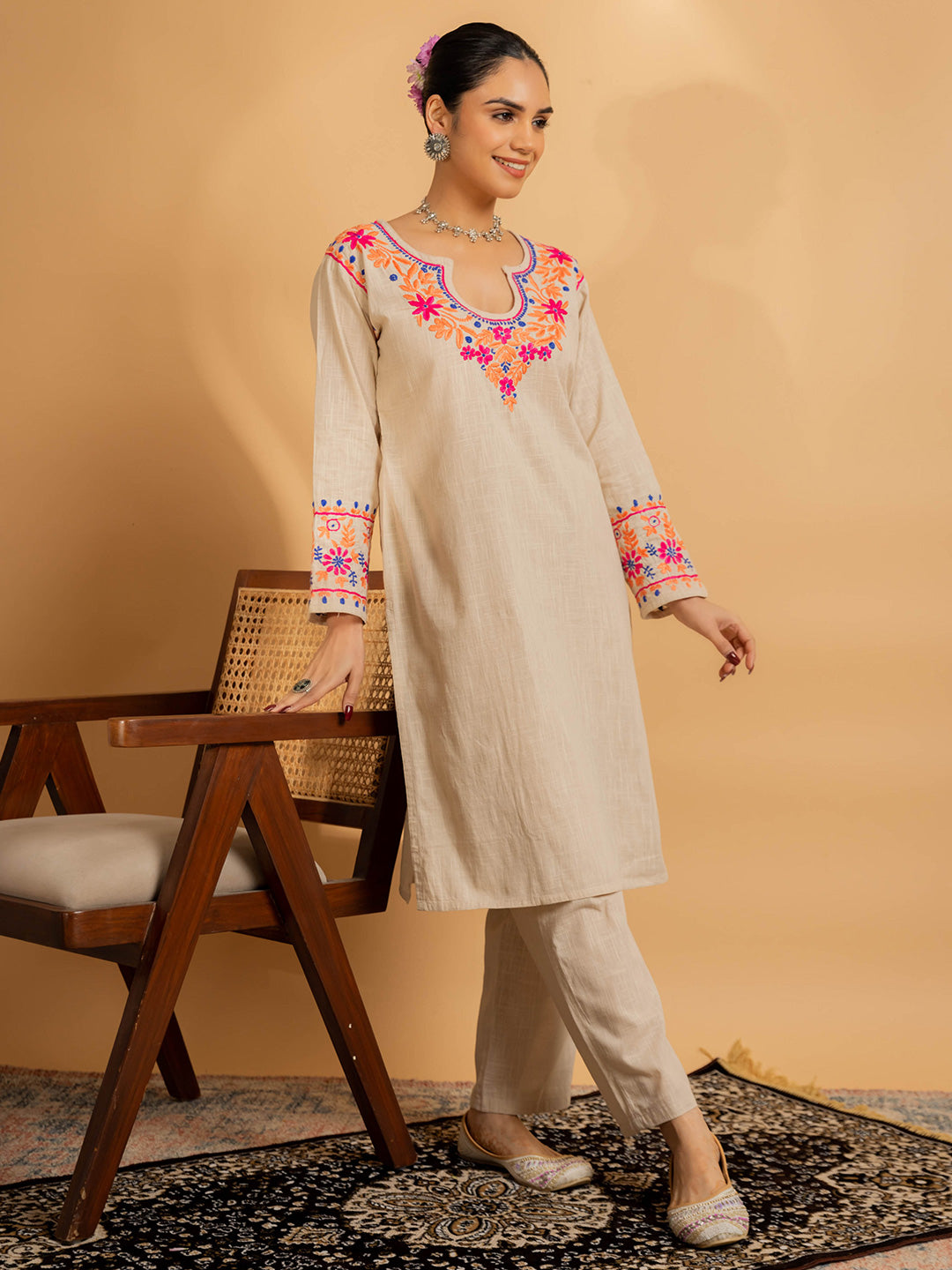 HOUSE OF KARI Floral Embroidered Chikankari Kurta With Palazzo 