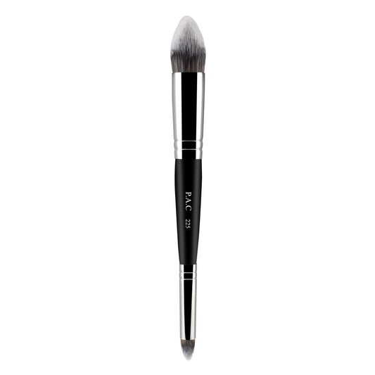 PAC Studio Concealer Brush - 225