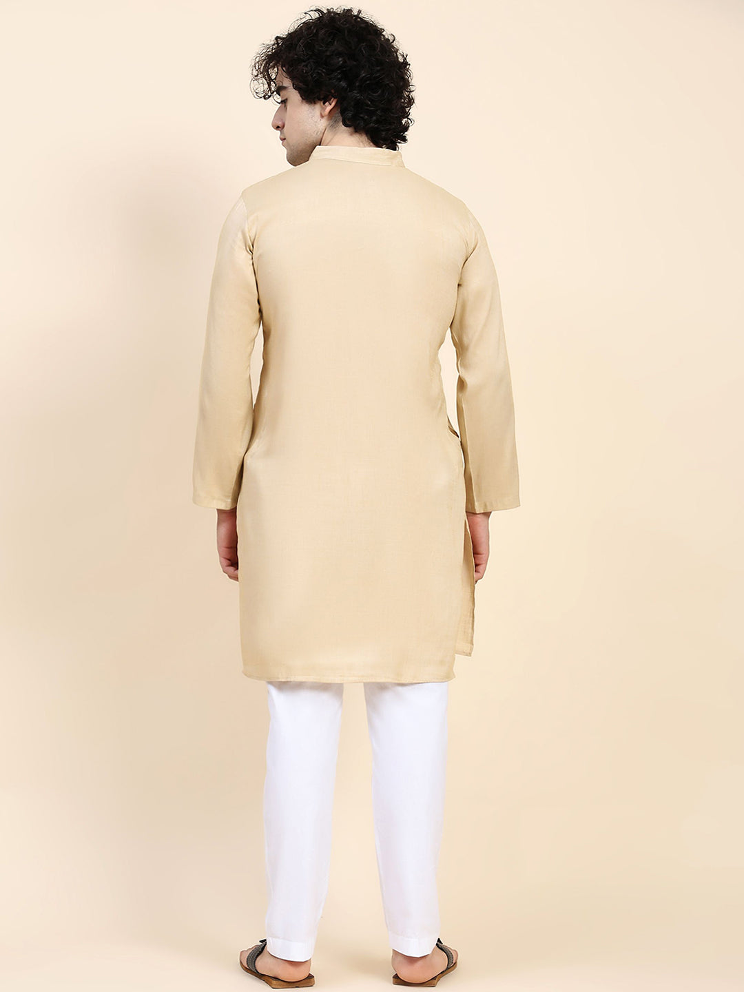HOUSE OF KARI Ethnic Motifs Yoke Design Mandarin Collar Chikankari Pure Cotton Kurta 