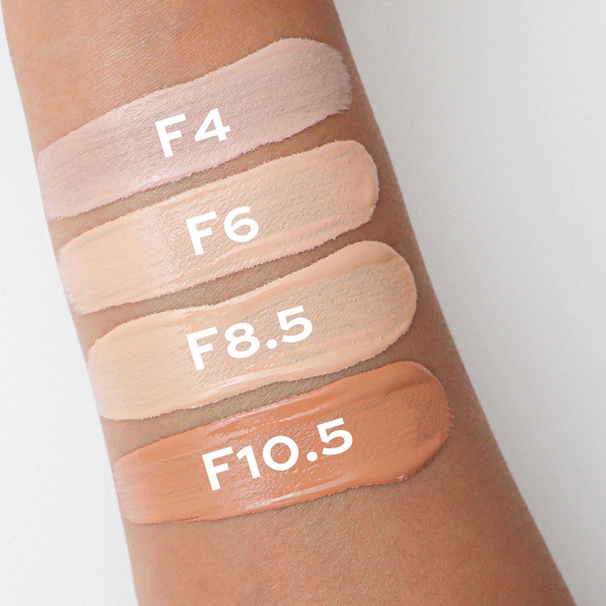 Makeup Revolution Relove Supermatte Foundation - F4
