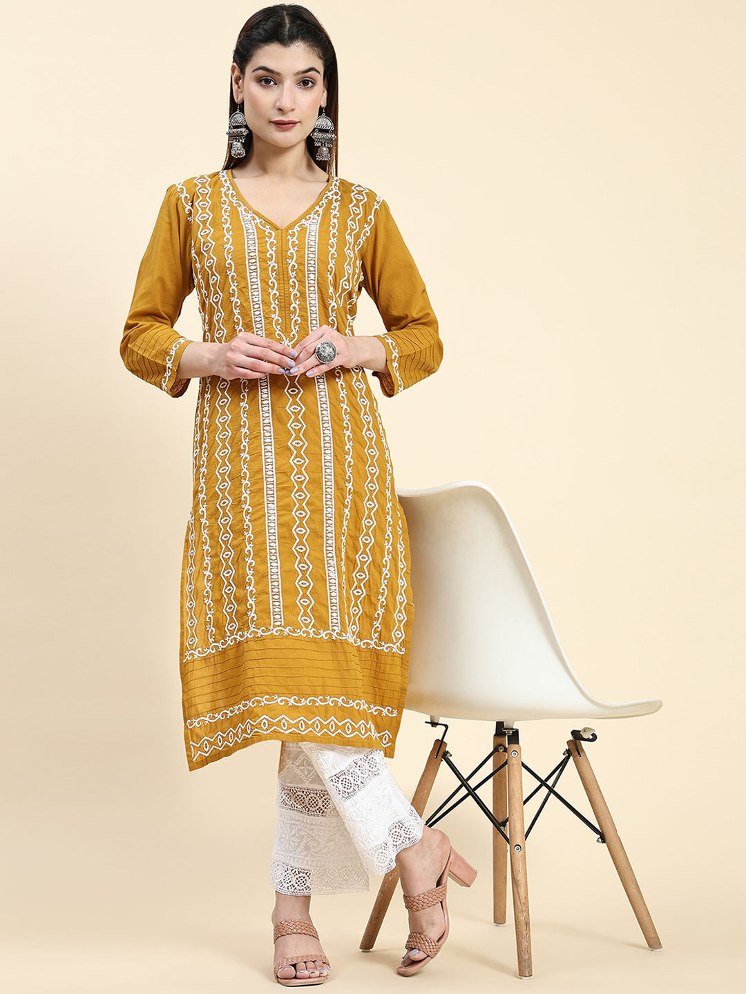 HOUSE OF KARI Ethnic Motifs Embroidered Chikankari Cotton Kurta 