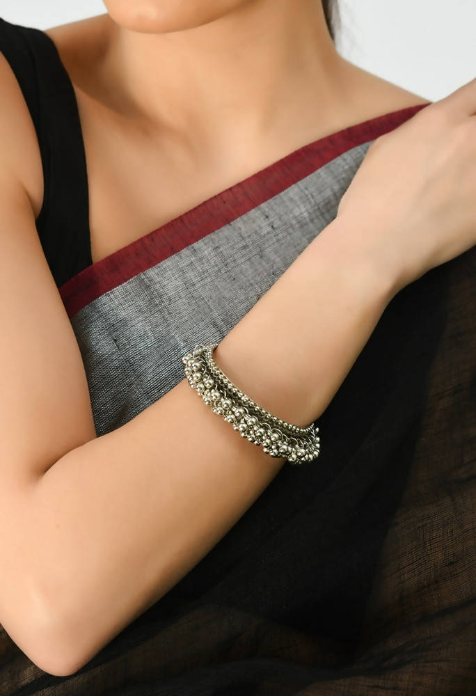 Mominos Fashion Kamal Johar Oxidised Silver-Plated Ghungroo Handcraft Bracelet 