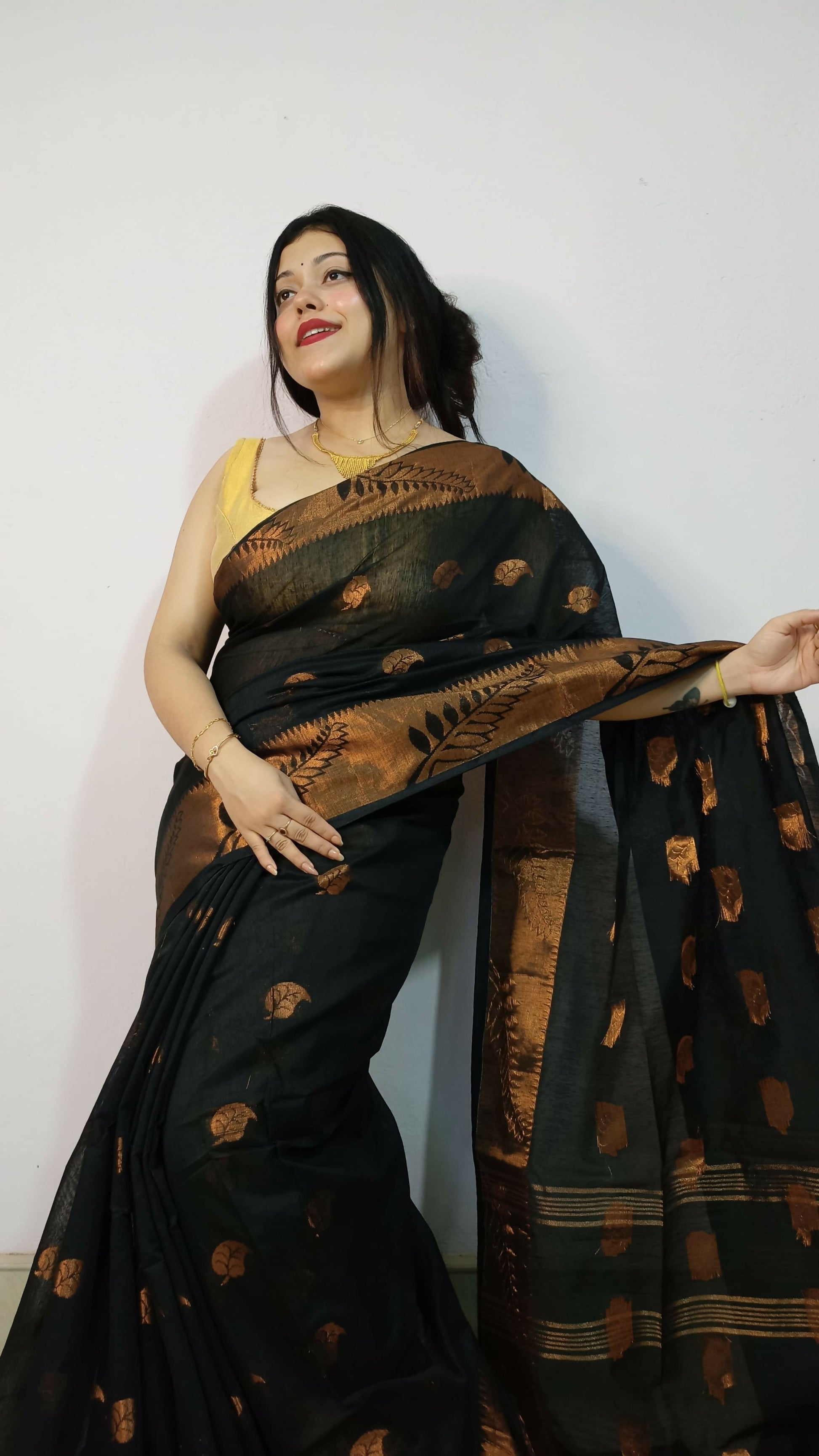 Exclusive Collection Beautiful Black Cotton Silk Woven Handloom Grab2Buy With Running Blouse Piece 