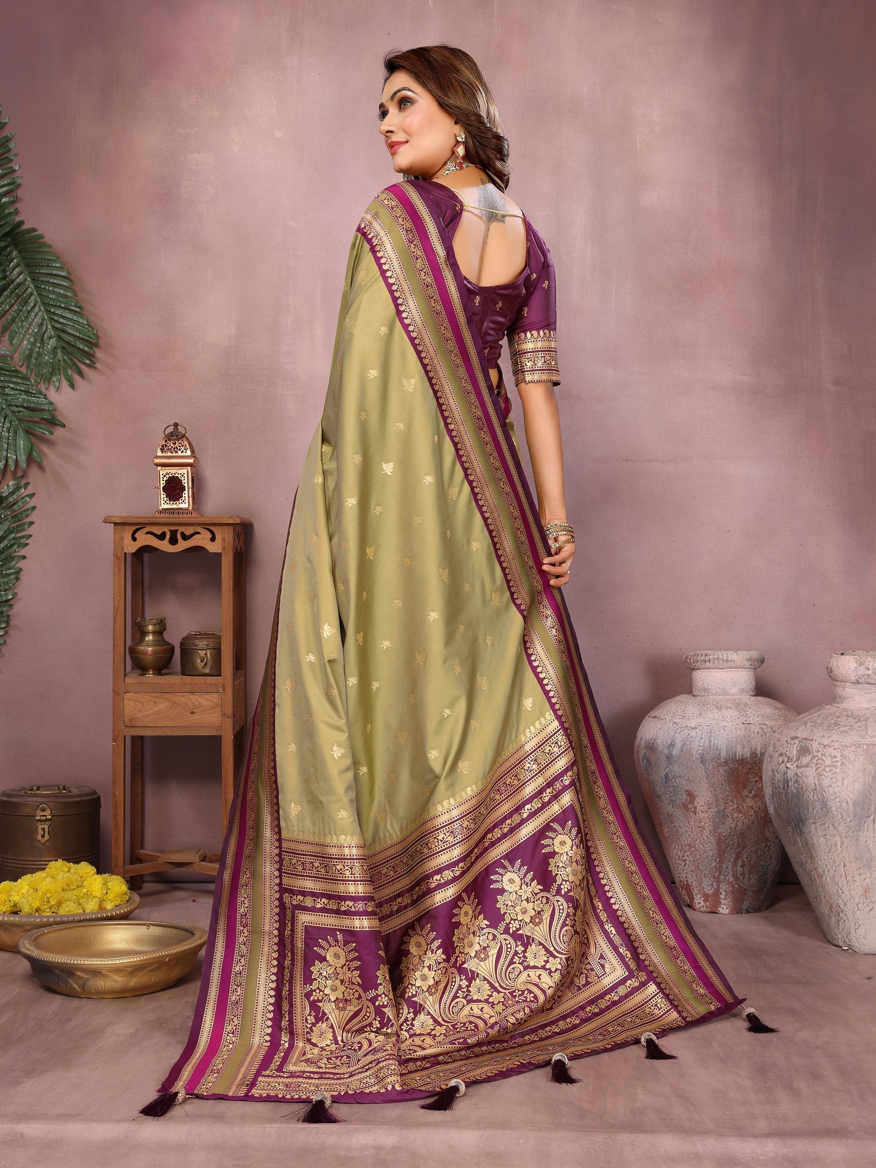Anaita Green Handloom Kalamkari Silk Saree With Zari Woven Work
