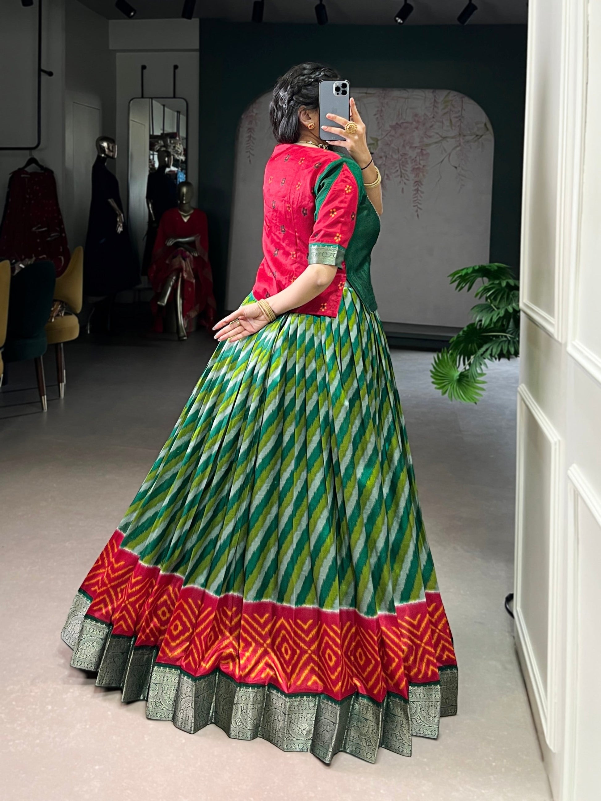 Lorenvalley Fashion Green Tasar Silk Leheriya Print With Zari Weaving Work Lehenga Choli 