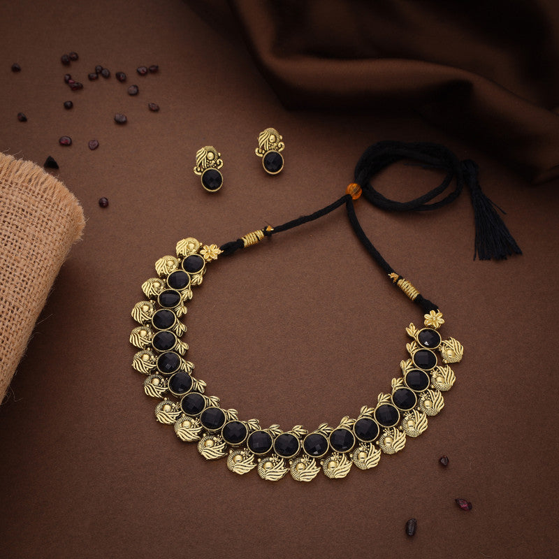 Tehzeeb Creations Black Colour Gold-Polished Stone Jewellery Choker Necklace Set With Matching Pair of Stud Earrings Tehzeeb Creations