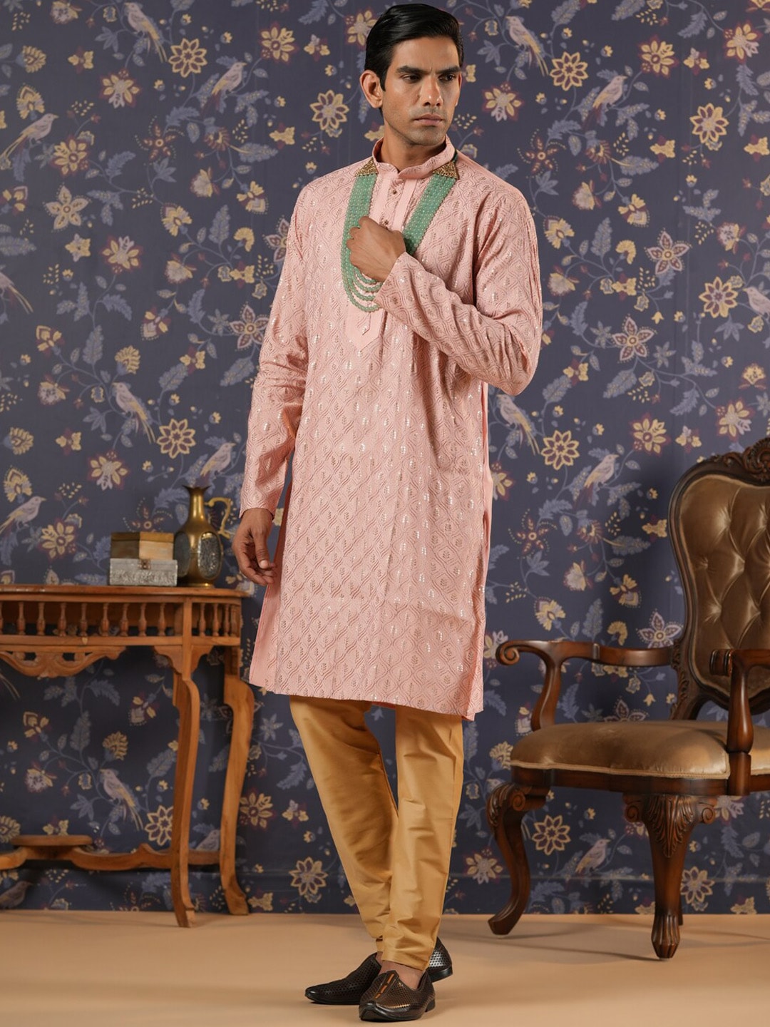 House of Pataudi Ethnic Motifs Embroidered Mandarin Collar Straight Kurta With Churidar