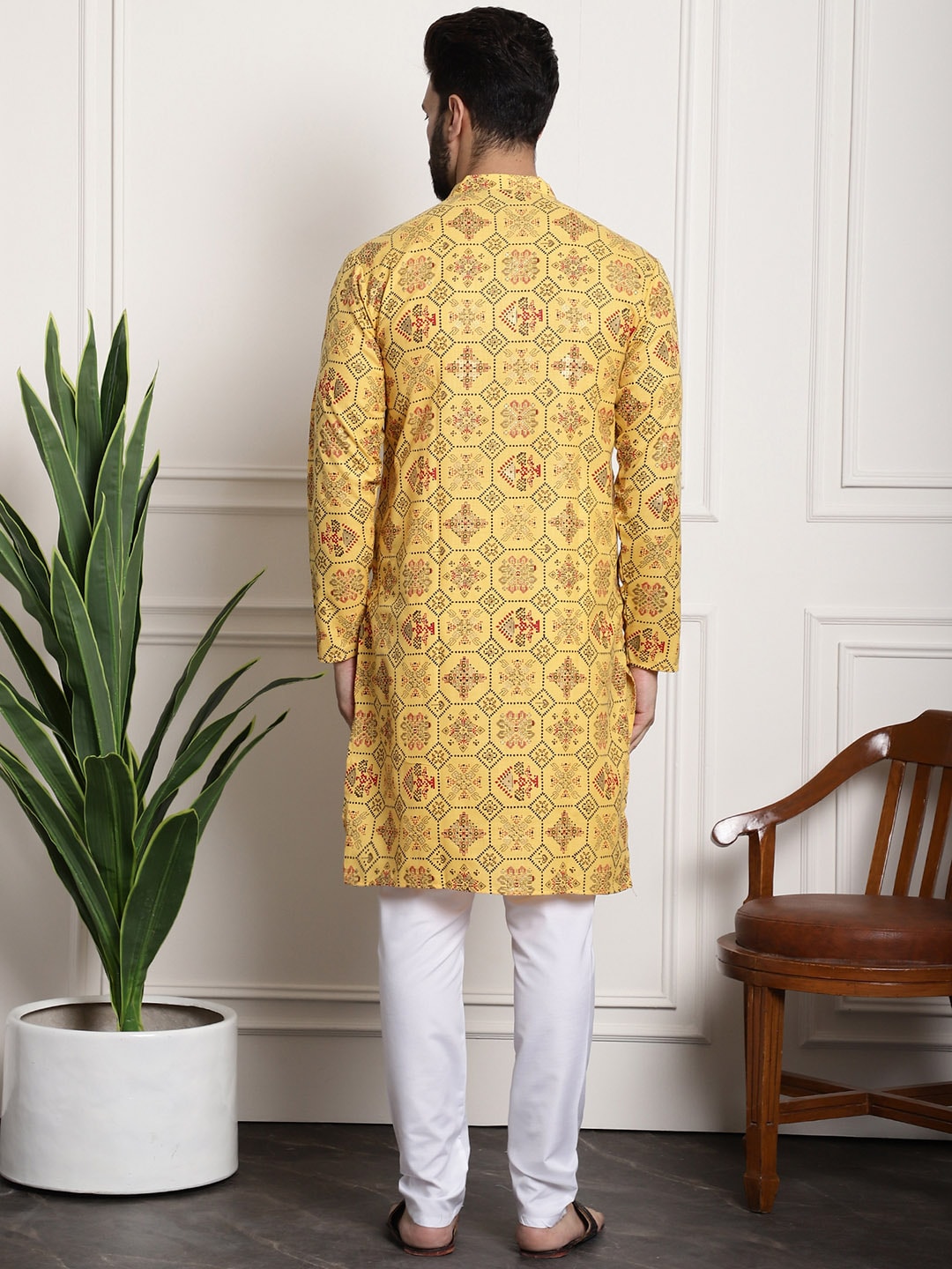 Sojanya Men Yellow Ethnic Motifs Printed Kurta with Churidar 