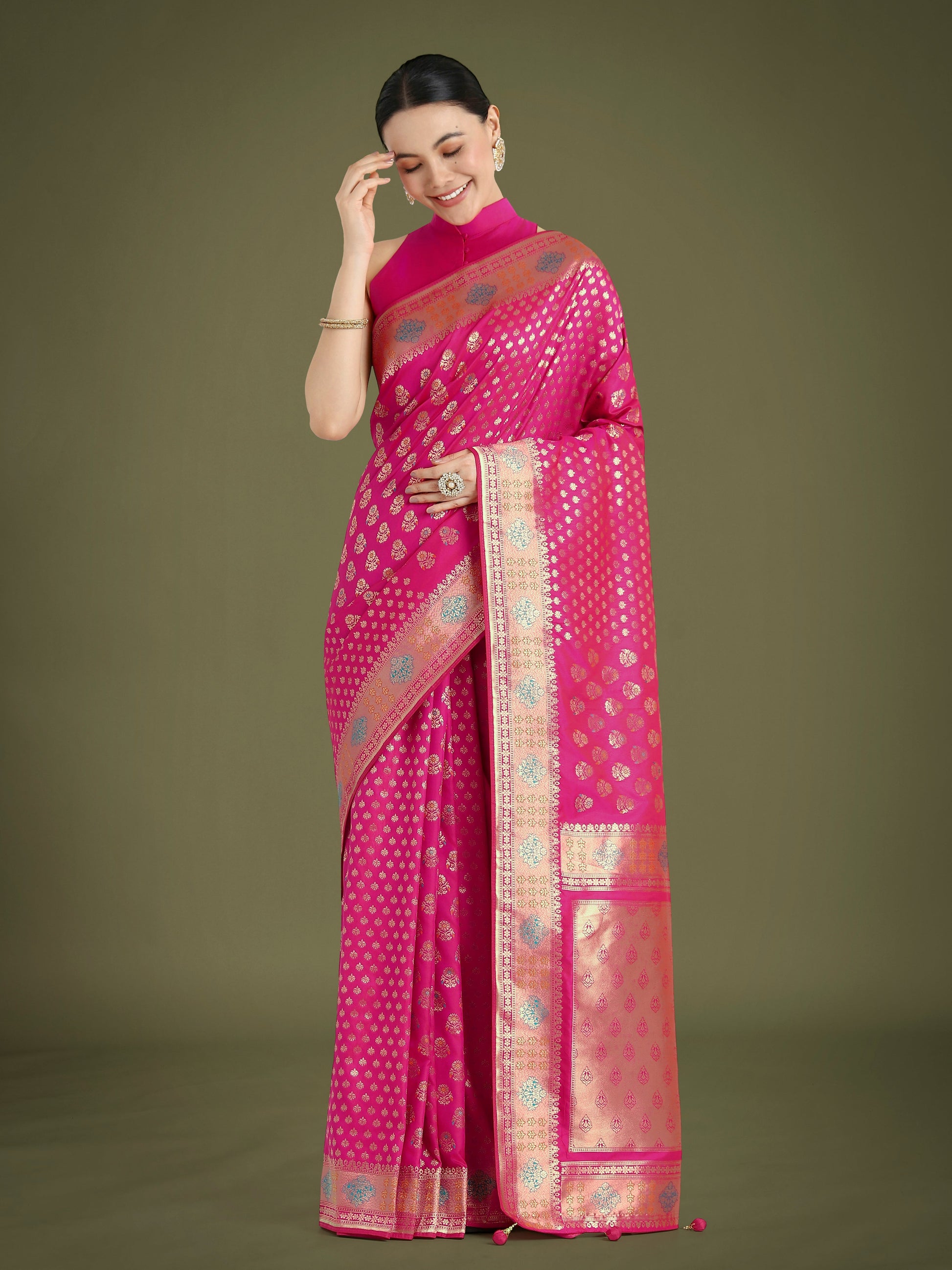 Monjolika Fashion Rani Pink Colour Banarasi Silk Zari Weaving Classic Saree | Swadesiicart