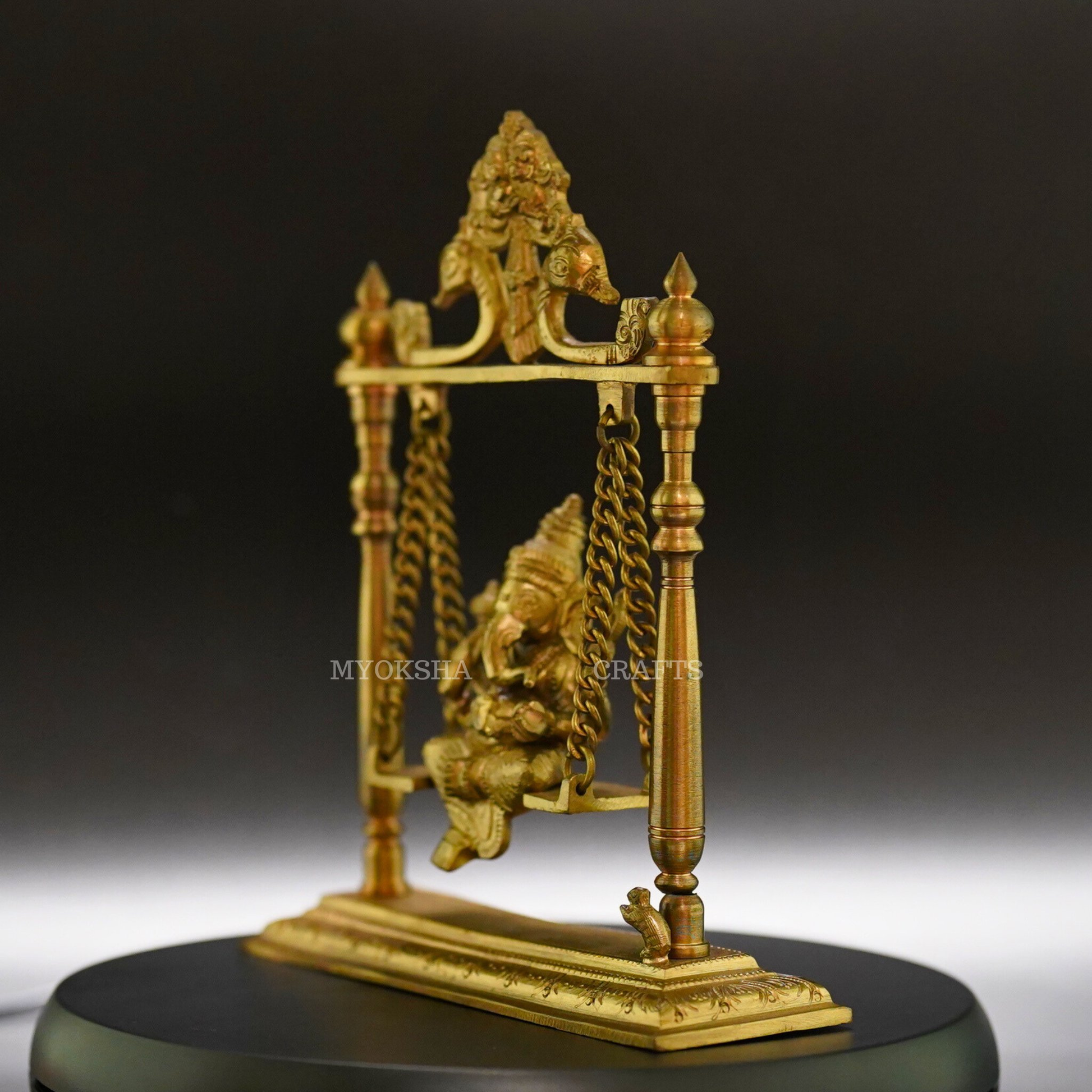 Jhula Ganesha Idols - An Emblem of Divine Blessings for Homes - 4