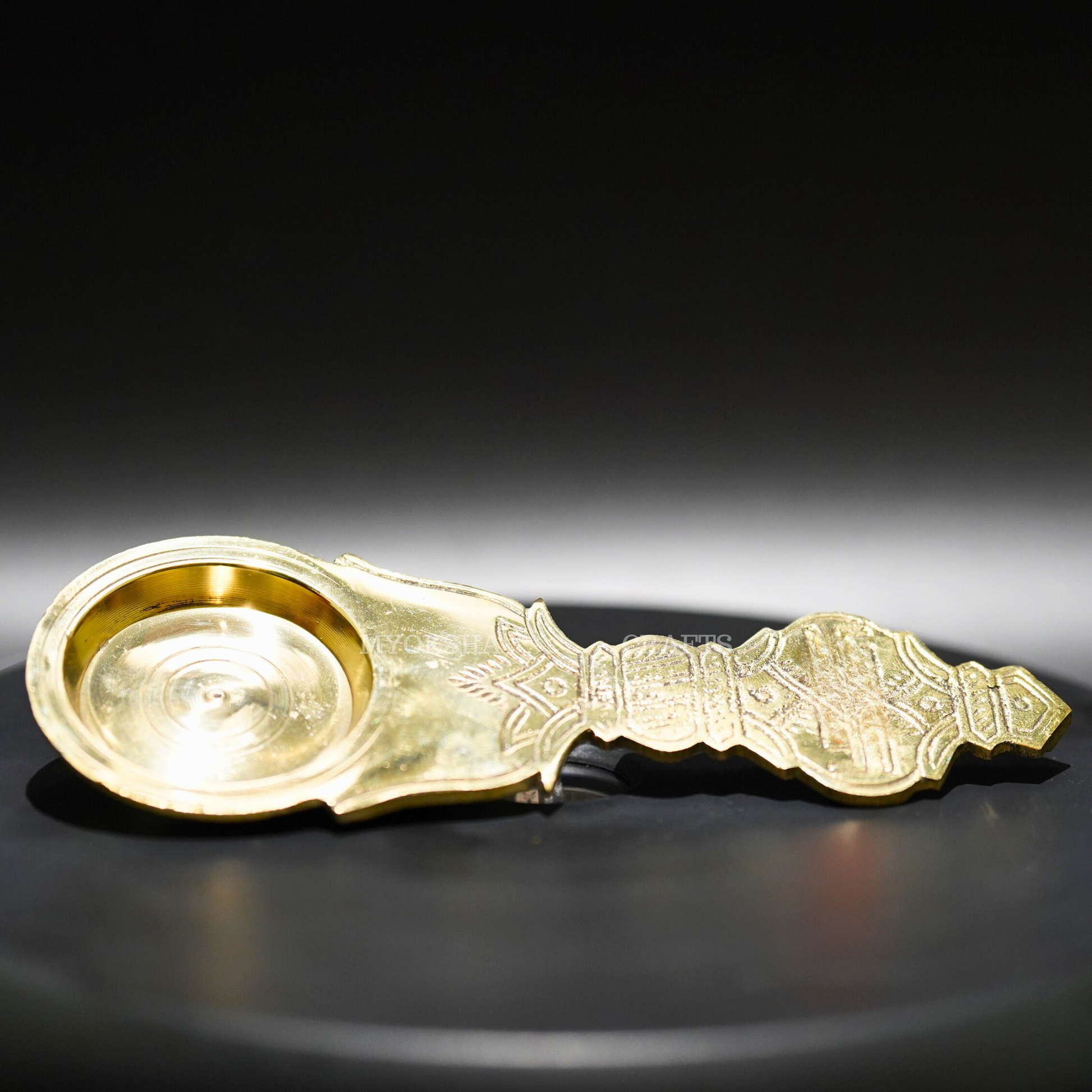 Brass Karpoor Aarti - Spiritual Fragrance for Homes - 1