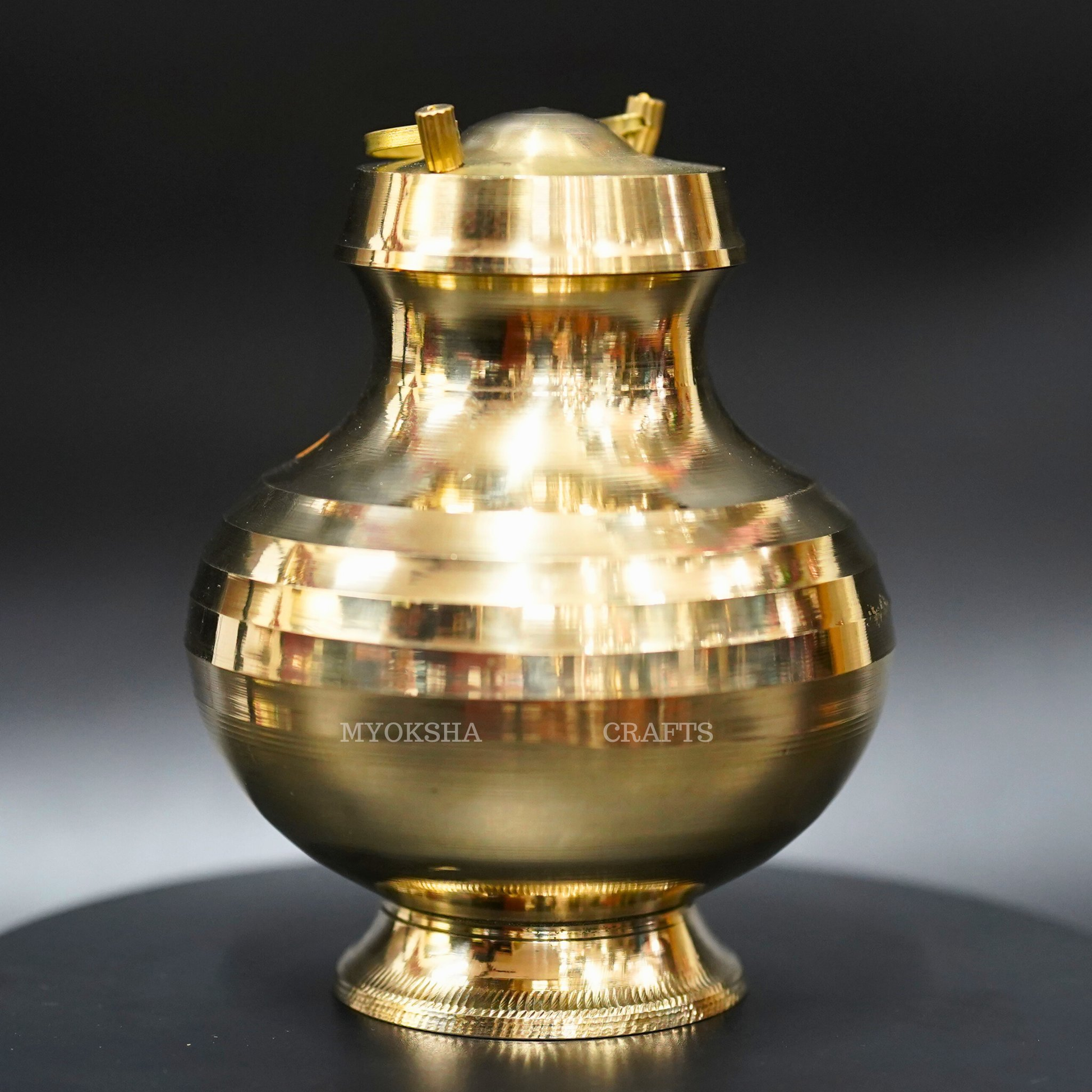 Brass Gangajali Lota Kalash: Embrace Divine Connections - 1