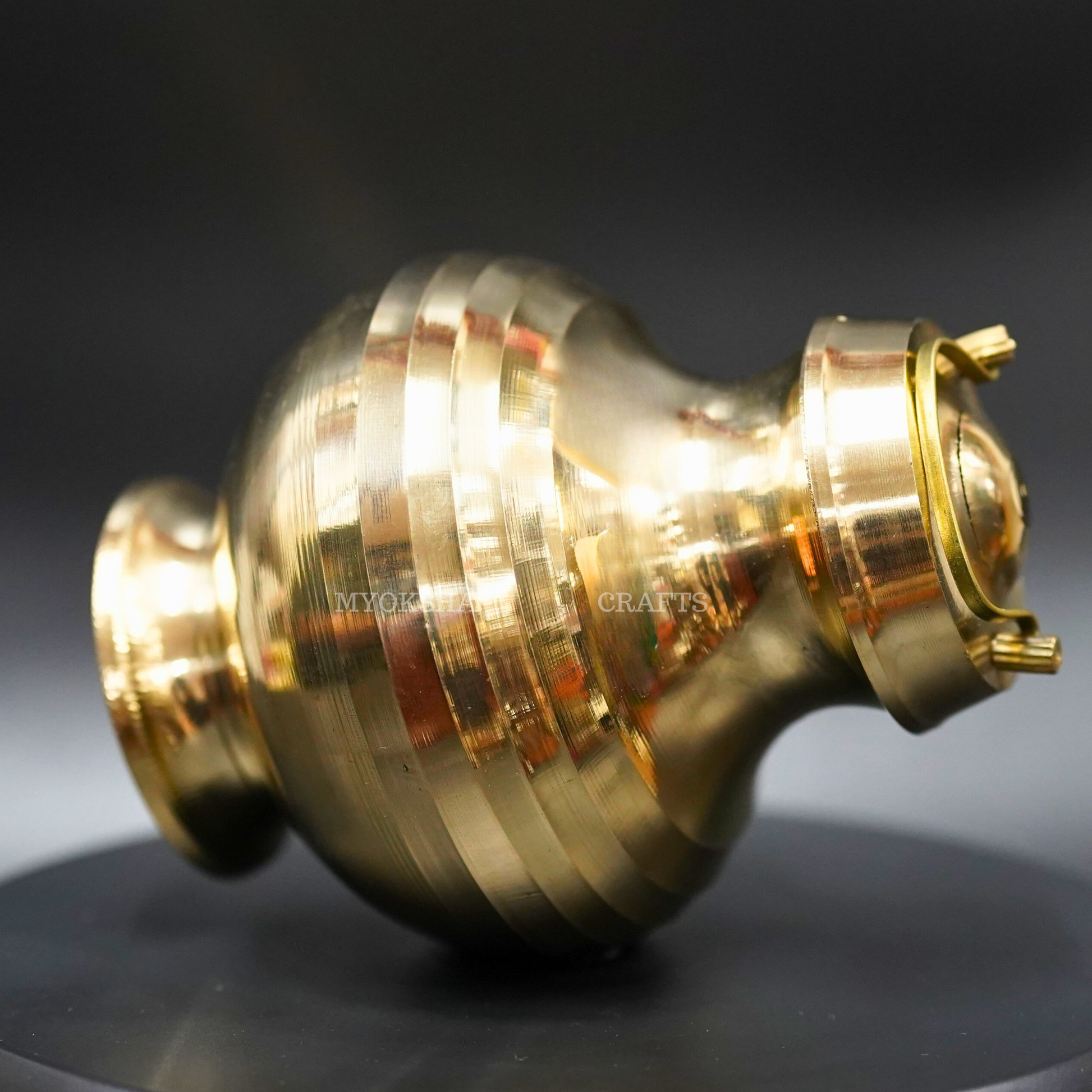 Brass Gangajali Lota Kalash: Embrace Divine Connections - 2