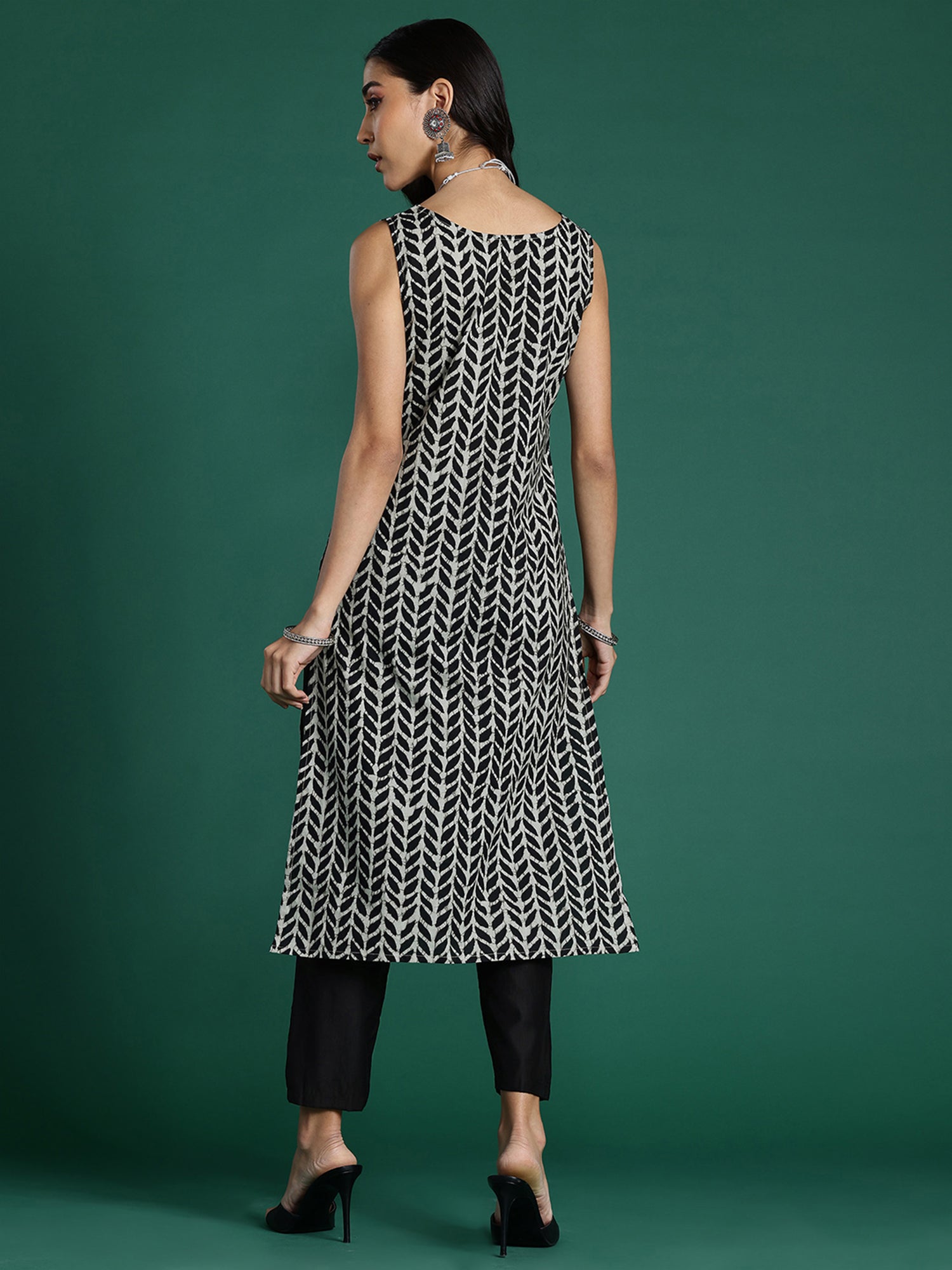 Indo Era Black Printed Straight Kurta