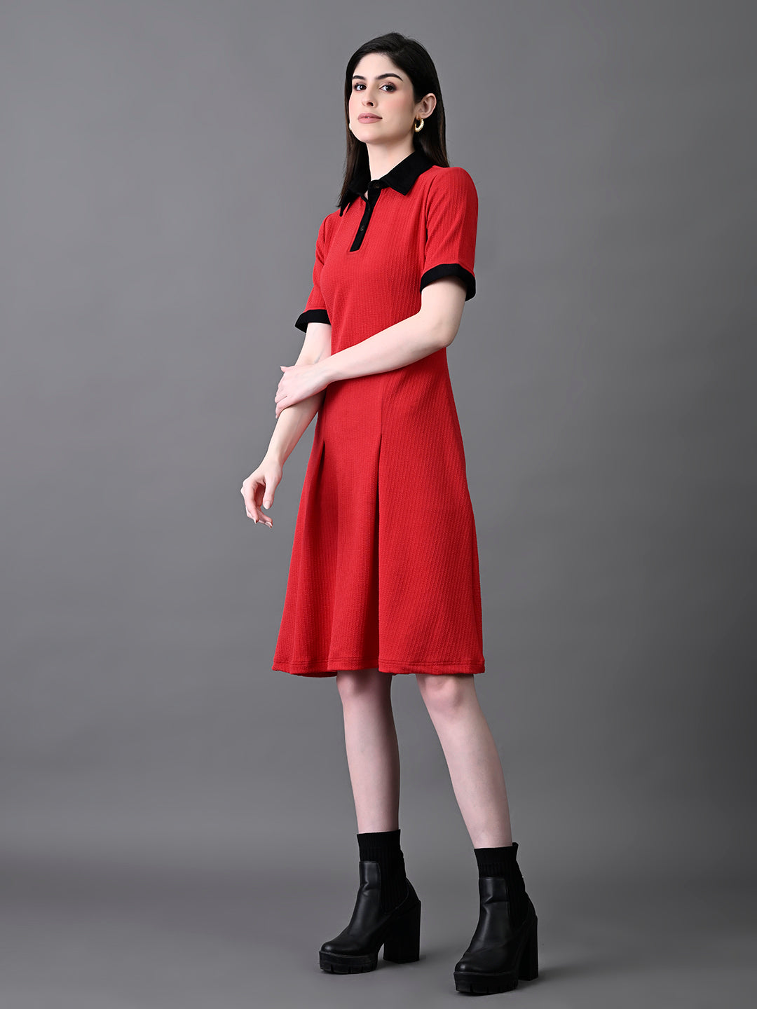 Myshka Women's Red Collared Dress