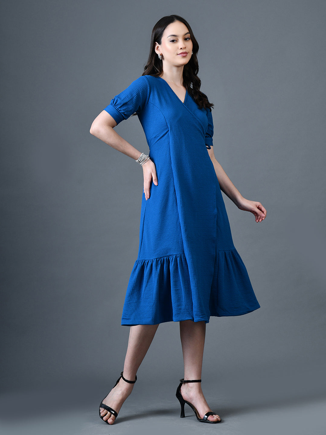 Myshka Women Blue Polyester A-Line V-Neck Solid Knee Length Short Sleeves Dresses