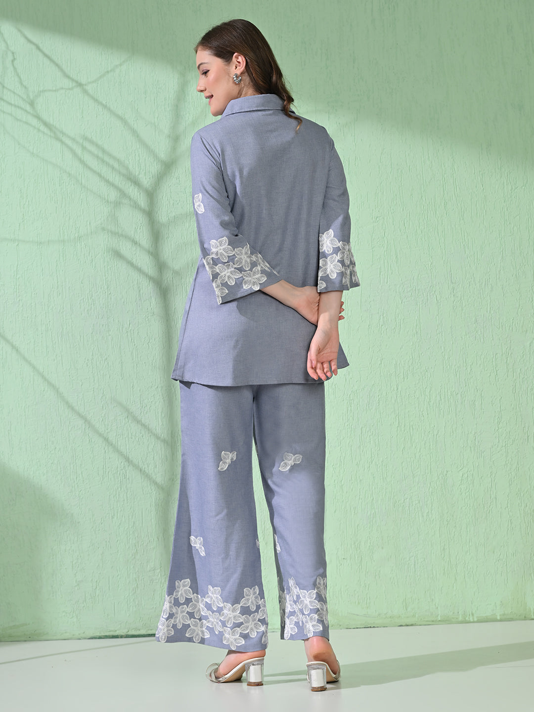 Myshka Women's Floral Embroidered SkyBlue Tunic with Trouser 