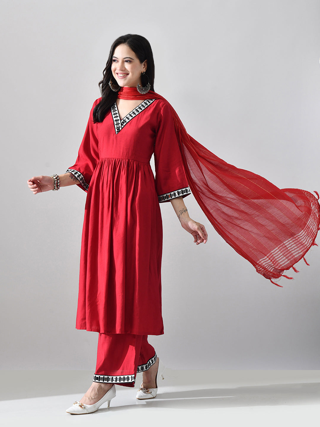 Myshka Women Red Embellished V-Neck Anarkali Kurta Palazzo With Dupatta